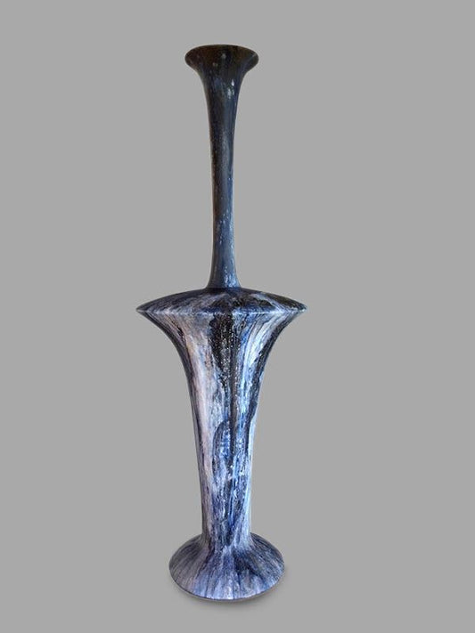  Neoclassical profiled Vase Bleu galactique